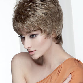 ADRIANA Parrucca in fibra sintetica